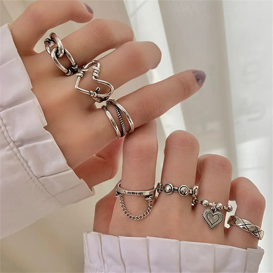 Beyonce 7 Pieces Set of Heart Chain Rings